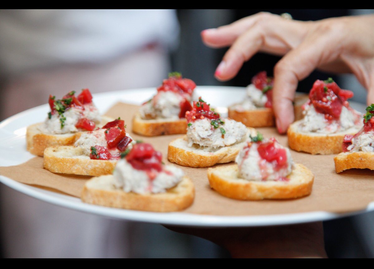 DesignsEvent's tweet image. #food #photography #Boston #events #foodie #wedding #photographer #film #corporateevents #business #SundayFunday