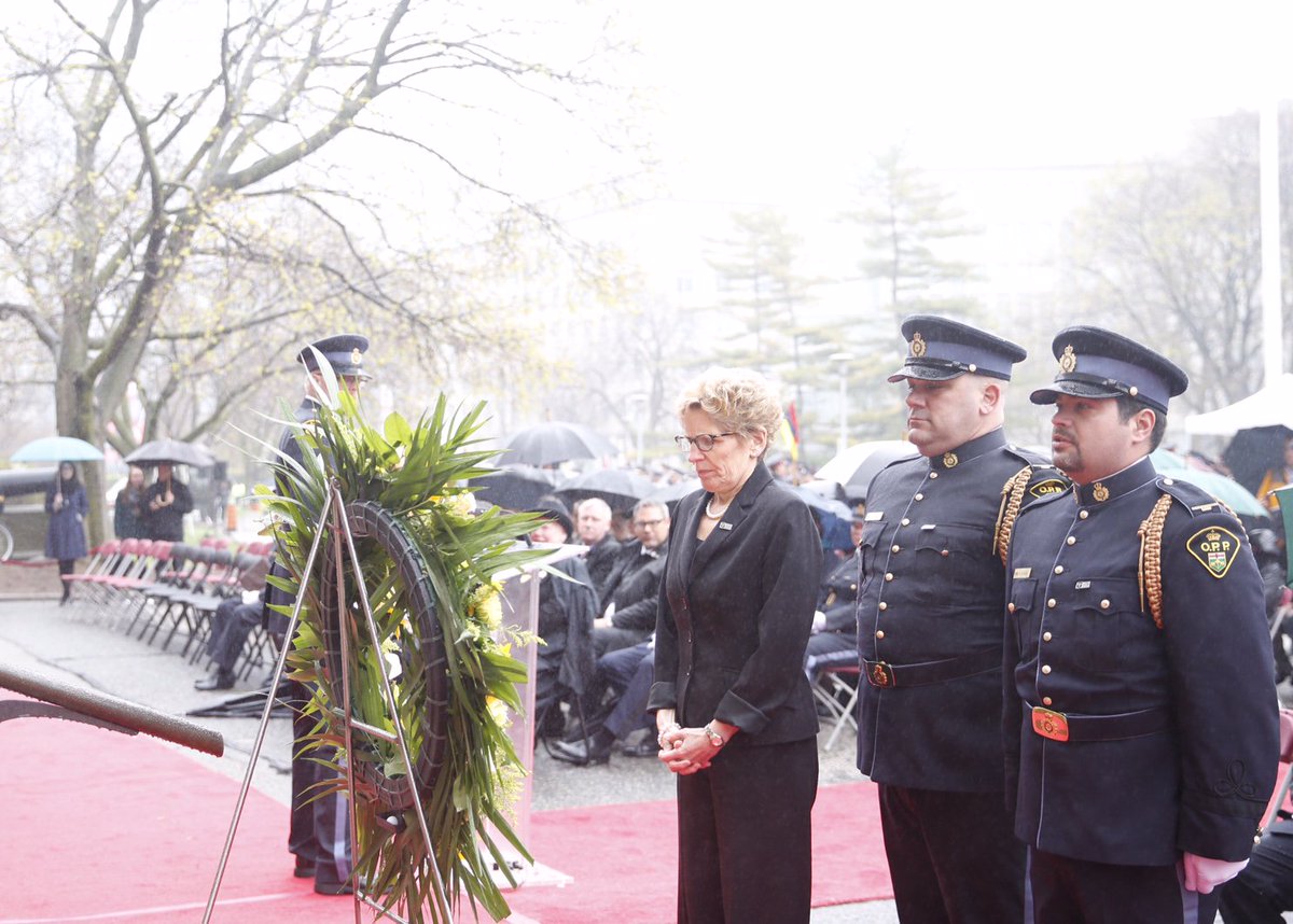 Kathleen_Wynne's tweet photo. Honouring all those who gave their lives to keep Ontario safe at the Police Memorial Ceremony. https://t.co/xYgRQ49TE8