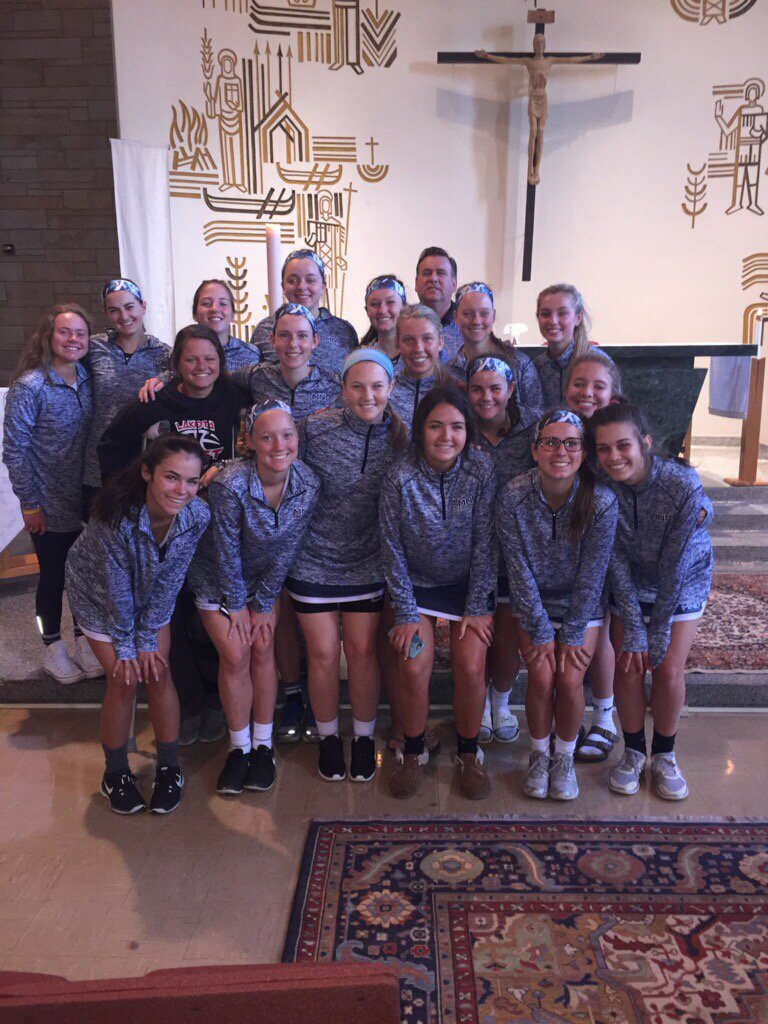 mndcougslax's tweet photo. A weekend of lacrosse, bonding, and sisterhood! "How Great Thou Art!" https://t.co/9kHqlTSehJ