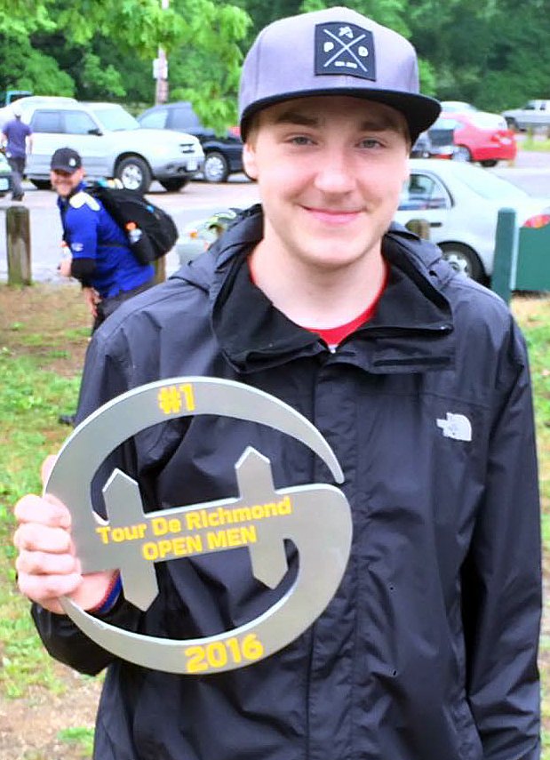 SpotsyDiscGolf's tweet photo. @AustinPfaff of Team @ProdigyDisc is the #2016TourDeRichmond #DiscGolf Champ! #ProdigyVA @spikehyzer @PDGA Spotsy! https://t.co/6DPkNIpS8S