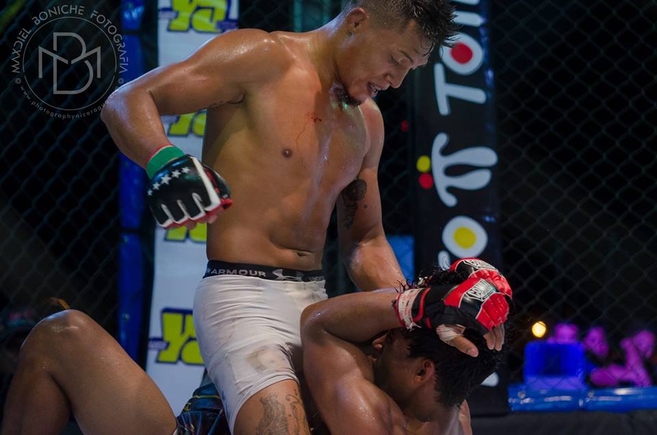 NFCMMAni's tweet photo. #NFC27 #Resultados Christopher Reyes derrotó a Ricardo "Roca" Espinoza por TKO en el 4to Round #mma #nicaragua https://t.co/M2VGYqGHB3
