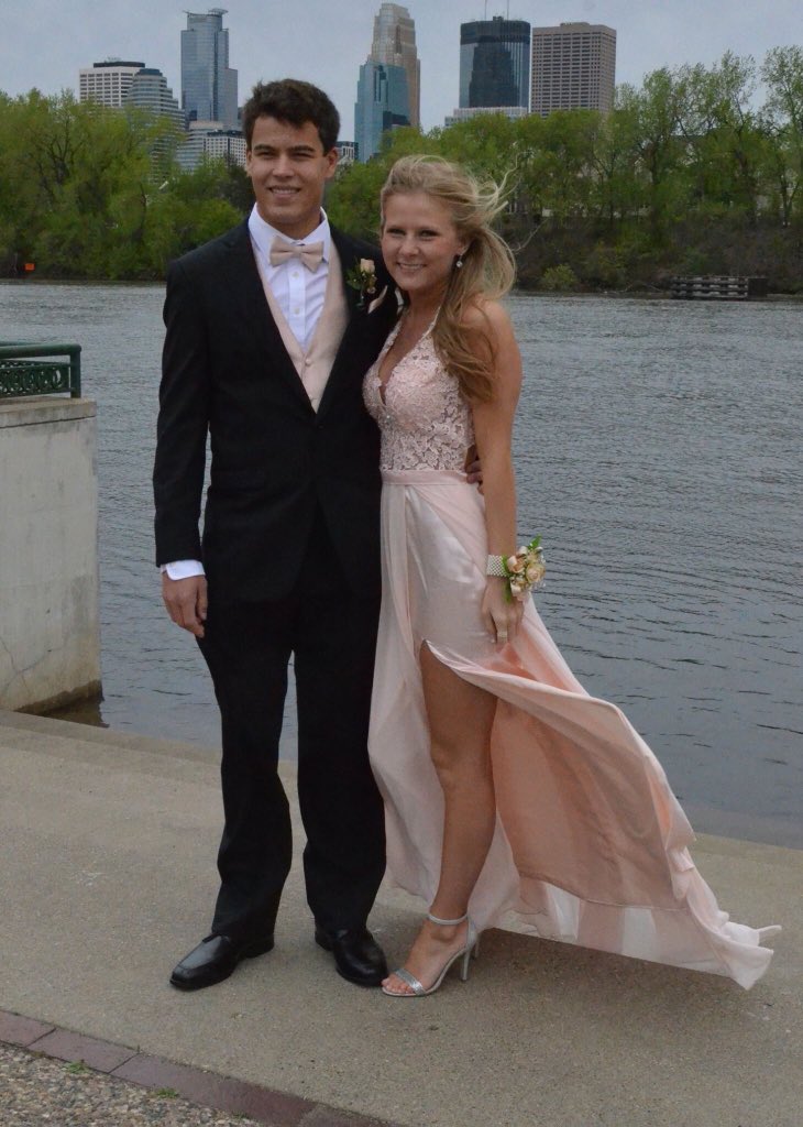 RyanIngram8's tweet photo. Always have a great time with this beautiful girl @abrynjulfson https://t.co/gU8aUcUPA7