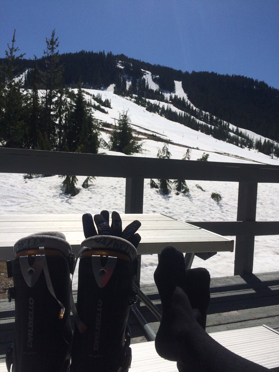 TormeyL's tweet photo. That's a wrap on home mt season now off to #Hoodsummer https://t.co/bjew5f85nl