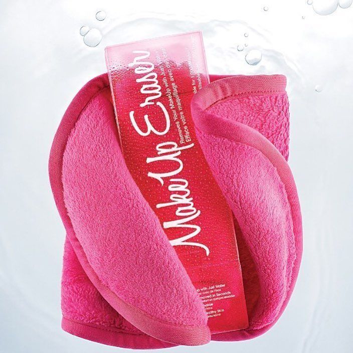 GiveawaySA_'s tweet photo. Win an Original Makeup Eraser from @lifestyleshopsa on https://t.co/M7aTLd5OGc #makeuperaโฆ https://t.co/MzIvNeEf7U https://t.co/s0qqoeTE6g