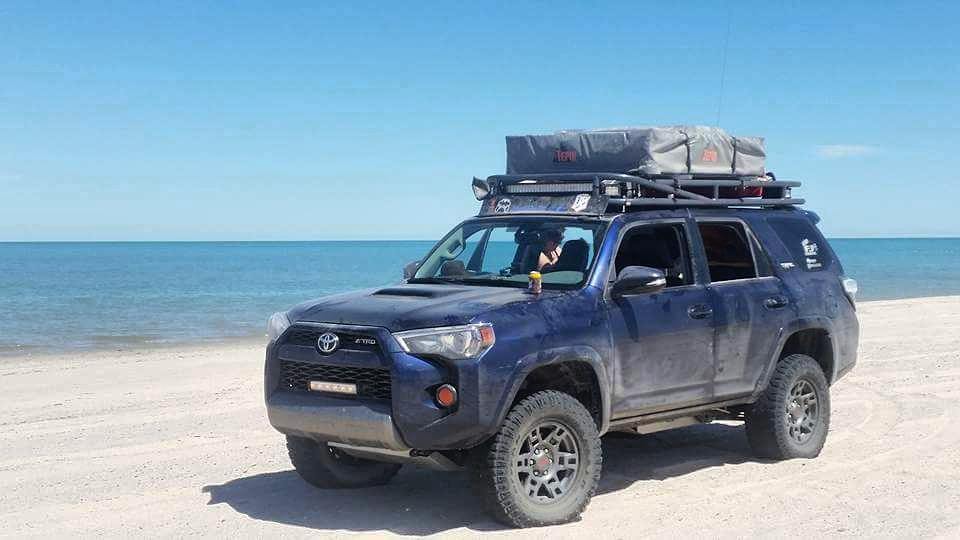 offroadtrail's tweet photo. When in Baja... Just park it and take in the view. #findadventure #toyota4x4 #4runner #ove… https://t.co/gXMHCTMohg https://t.co/6sDH7k4rGo