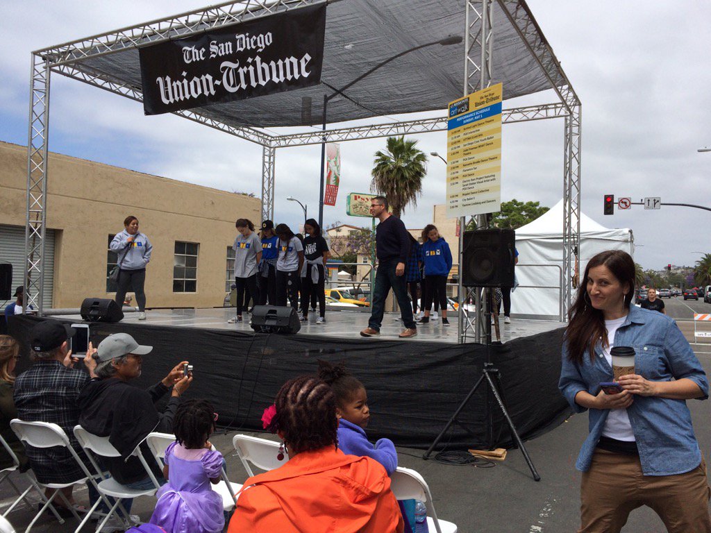 PatriciaHtex's tweet photo. Ms.Cribbs and her dance team #HTMMA #HTeX https://t.co/hGGk2yWFfy