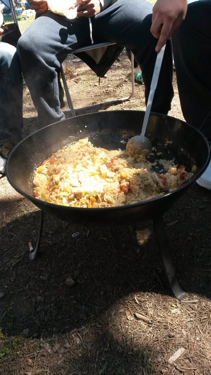 RodeoTeam11's tweet photo. Define Mayo 2016: Conejo - Sillas - Caída - Clenchos 😂😂😂😂😂 https://t.co/FyVfoXLv1v