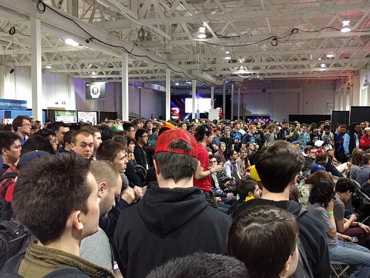 NerdyBirdyBlog's tweet photo. Smash is crazy!!!!!! #EGLX #EGLX2016 https://t.co/gLrAOrK0lQ