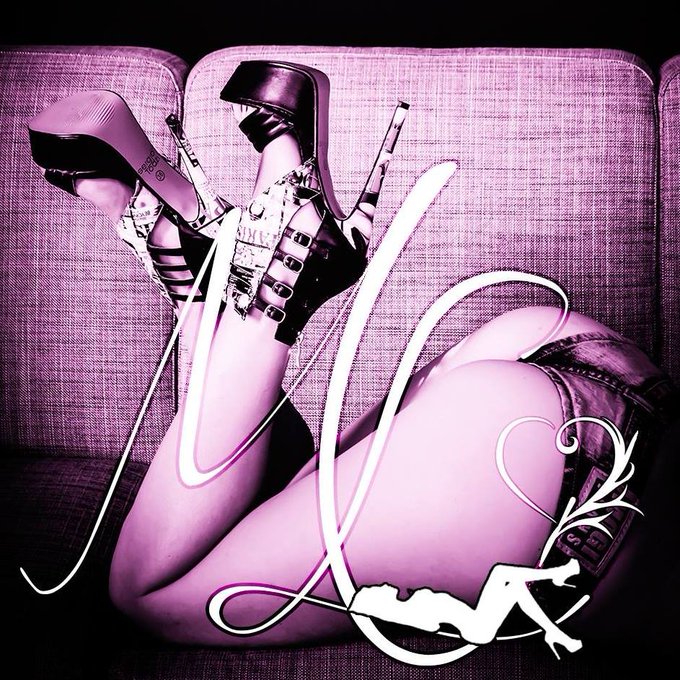 Venez me voir ici mes ch&eacute;ris !!!! Bonne soir&eacute;e &agrave; vous !!! <3 https://t.co/5iyYKhyqCW https://t.co/Ck<a href="/tag/show"class="tags"><span>#show</span></a><a href="/tag/hot"class="tags"><span>#hot</span></a><a href="/tag/porn"class="tags"><span>#porn</span></a>