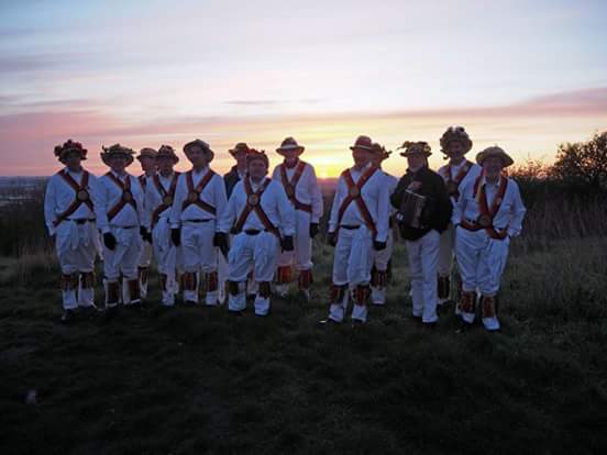 For those of you that failed to get up at stupid o'clock to see the May Day sunrise here's what you missed 😆