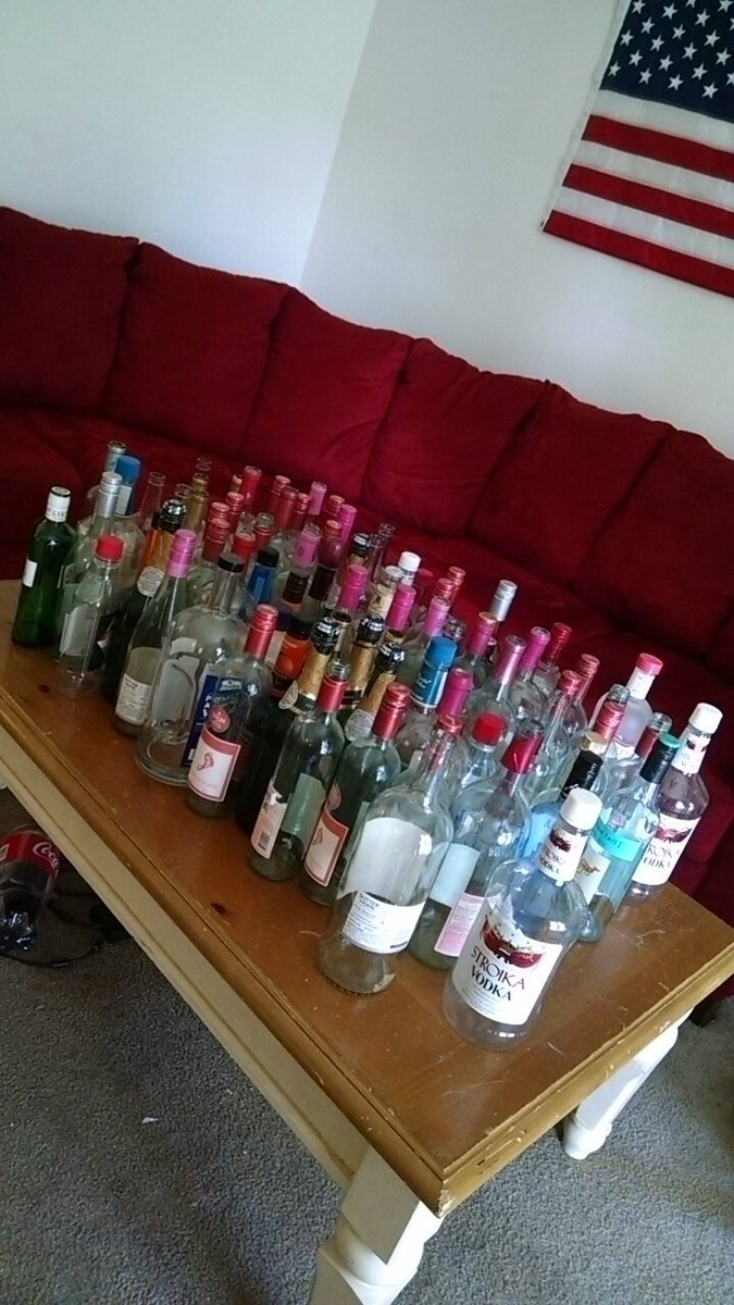 k_la1818's tweet photo. Moving on from college just got real after cleaning these babies out from behind my couch. #LiveFromLHA1101 https://t.co/X1kYQfE9jm