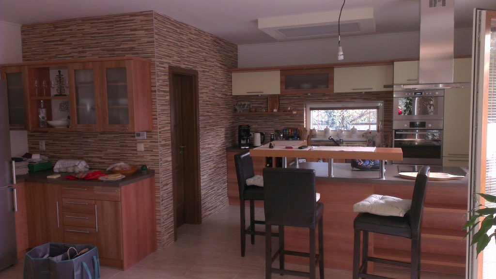 1987sgal's tweet photo. #house #building #home #slovakia #czech #sen #americky dom #cena #luxusny #ekonomicky #kvalita #super #prijemny https://t.co/aIaMSvTMXI