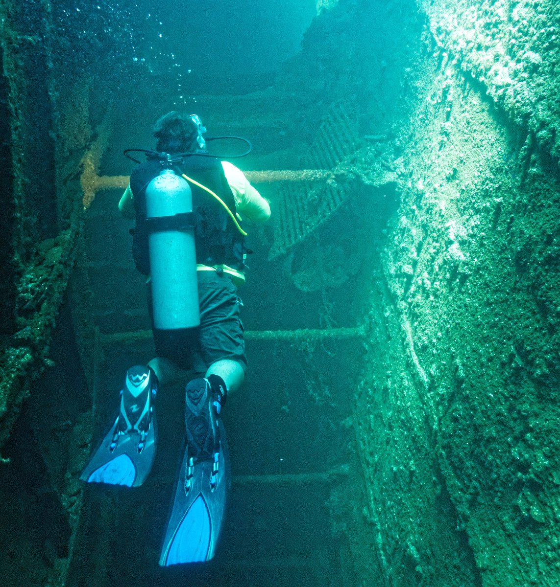 DiveTruk's tweet photo. A diver explores the decks inside the main superstructure of the Rio De Janeiro Maru wreck in Truk Lagoon.
#chuuk https://t.co/BdPyL0qSQq