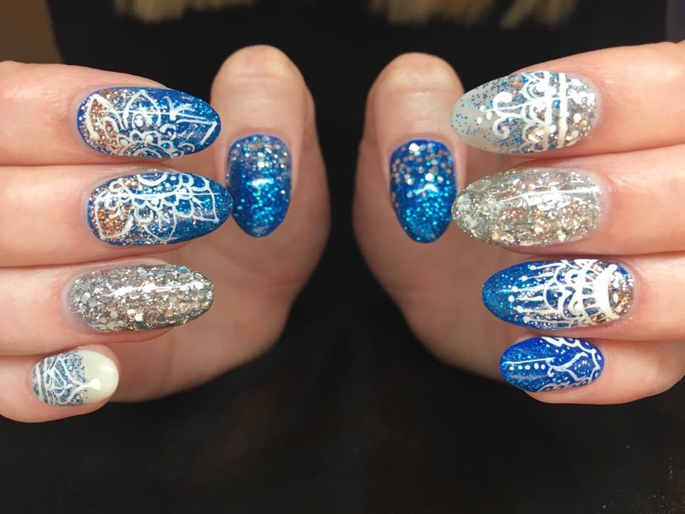 Plindan's tweet photo. Feeling fresh in my #boho inspired nails. 💁🏼 #gelnails #nailart https://t.co/p7zBjXrD4t