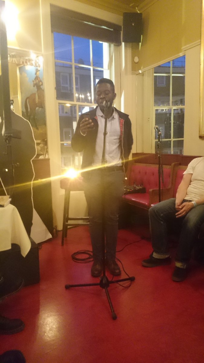 @SugarJPoet declares his singlehood and slips us hot political caramel 
#PortobelloLive #STApoets