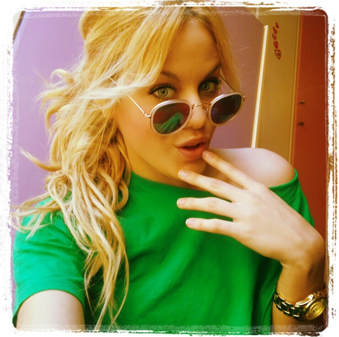 7_judit's tweet photo. #Cáncer tiene una intuición que vale millones. https://t.co/NQuuAqocKh