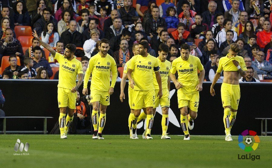 lnstantFoot's tweet photo. #Liga | #VCFvVIL

Villarreal s'impose 2-0 à Valence et prépare bien son match retour contre Liverpool ! https://t.co/fLu6zzLxoZ