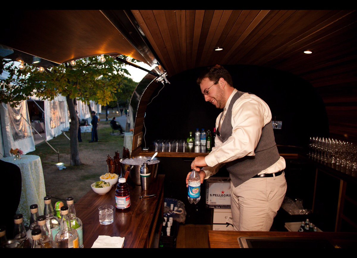 DesignsEvent's tweet image. #cocktails #eventplanning #Boston #photography #corporateevents #business #networking #startup #launch @StateStreet