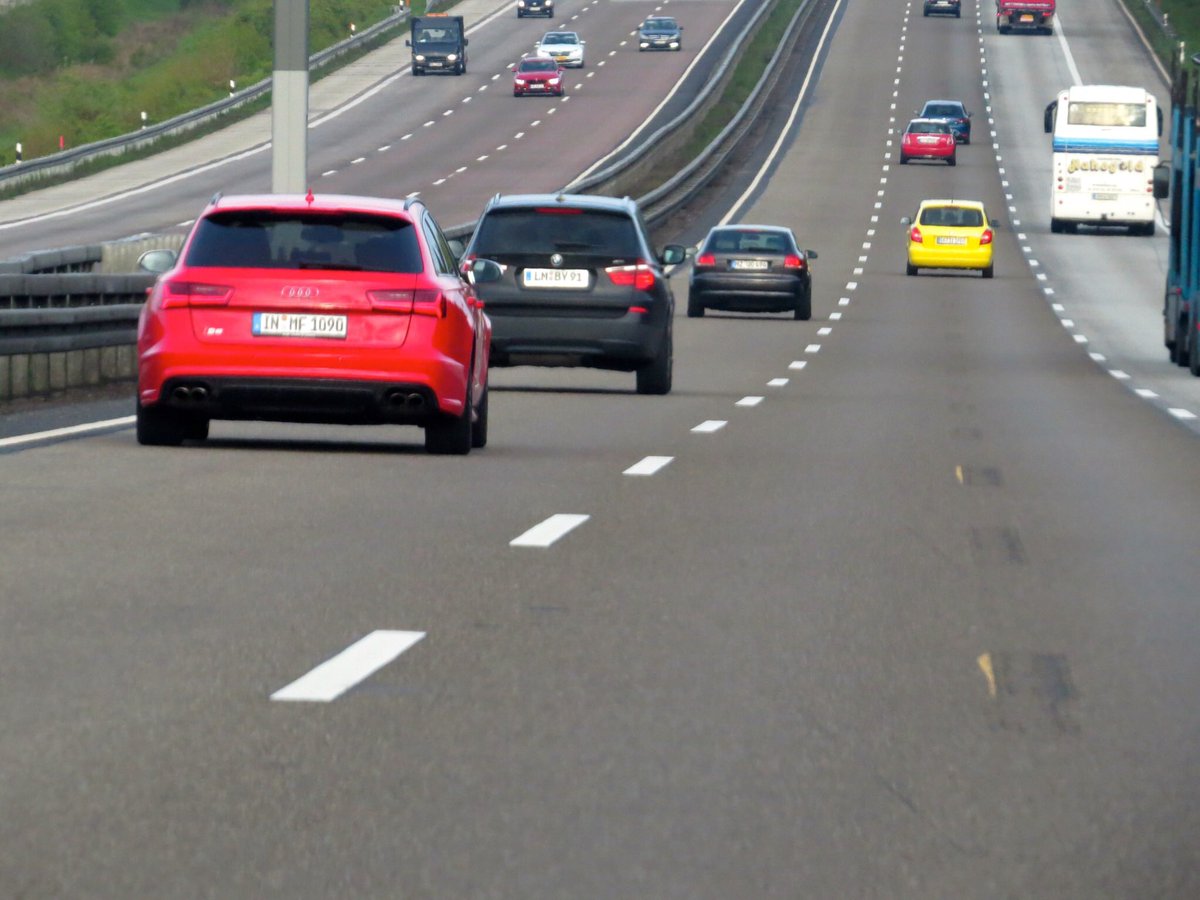 That's why i love our german autobahn #audi #rs6 #avant #wagon #B5RS4 #C7