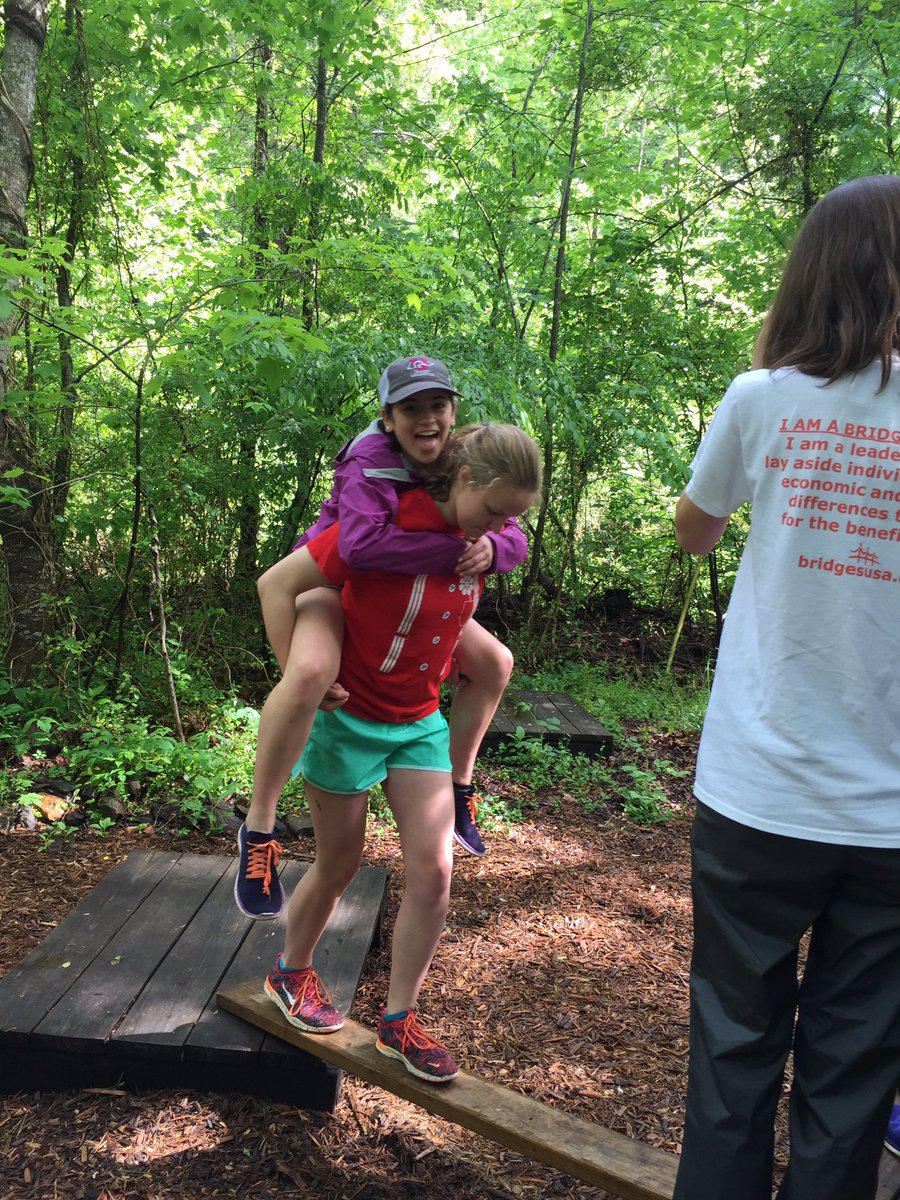 ellysea's tweet photo. Don't worry, I got your back. https://t.co/drI5oTh90a
