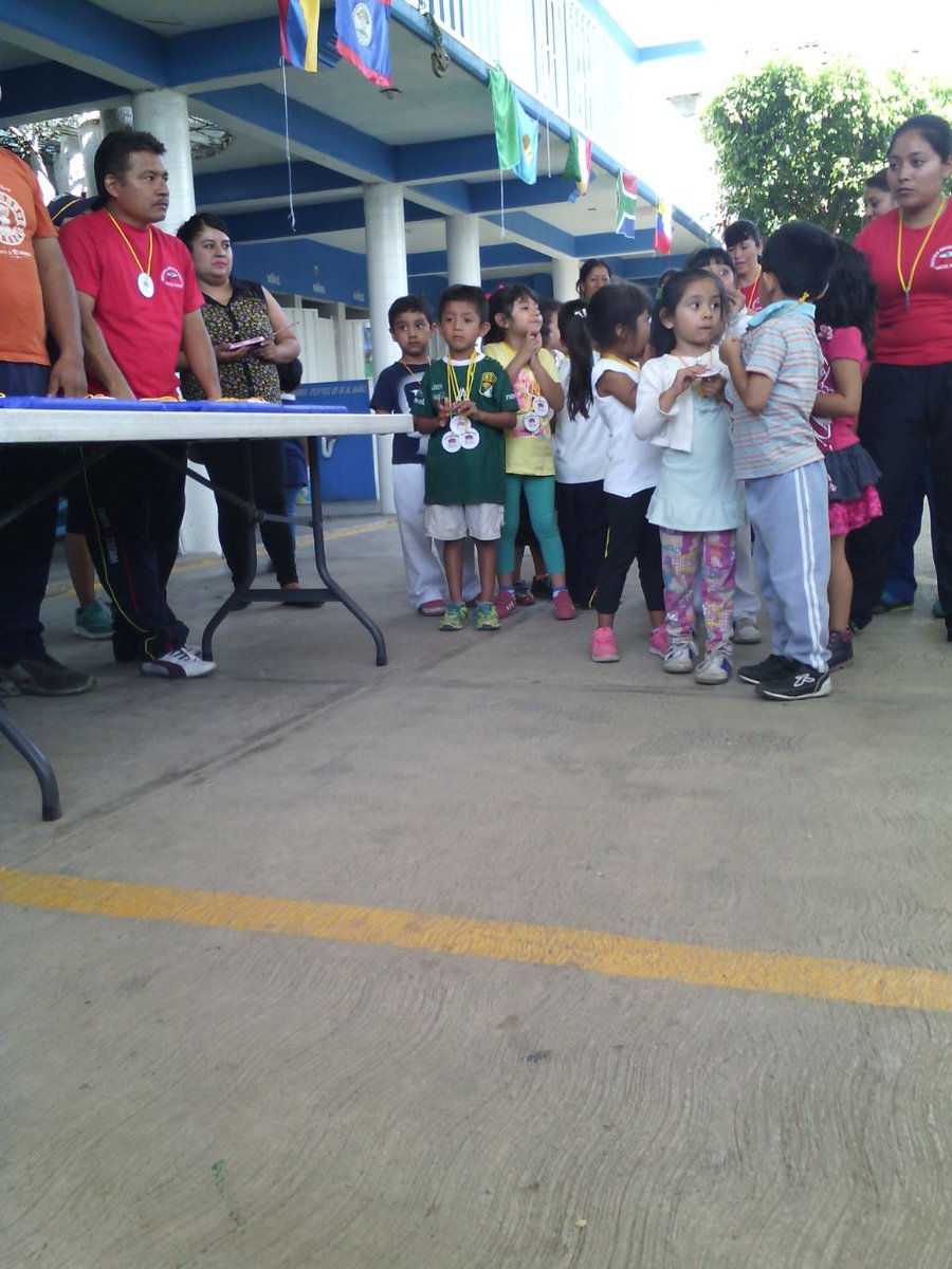 kharitho_o's tweet photo. Ganador de 3 medallas #Futbol #Basquetball #Atletismo Fomentando el deporte en los más pequeños. #AngelBb https://t.co/rHrE7BycL8