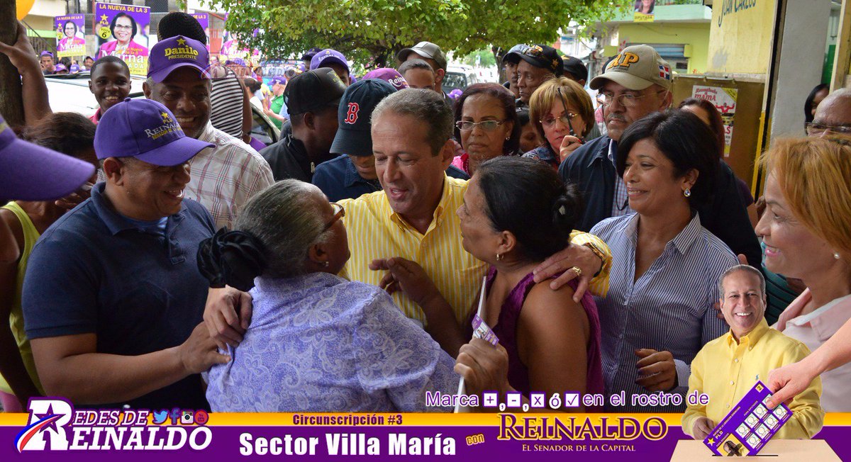 SelenniMartinez's tweet photo. Eso se llama cariño y admiración!! Así es recibido mí Senador @ReinaldoPared en #VillaMariaConReinaldo https://t.co/g7em6Tm6um