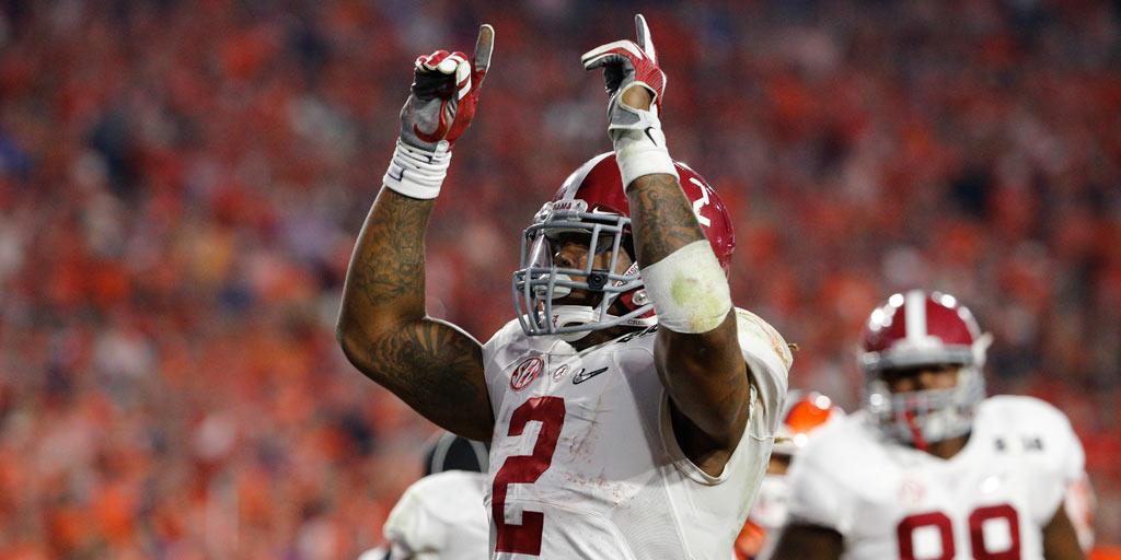 nflnetwork's tweet photo. "(Derrick Henry) will be starting for (Titans) this year ahead of DeMarco Murray." https://t.co/imxeusKiNs #NFLDraft https://t.co/RrGQyvcvdr