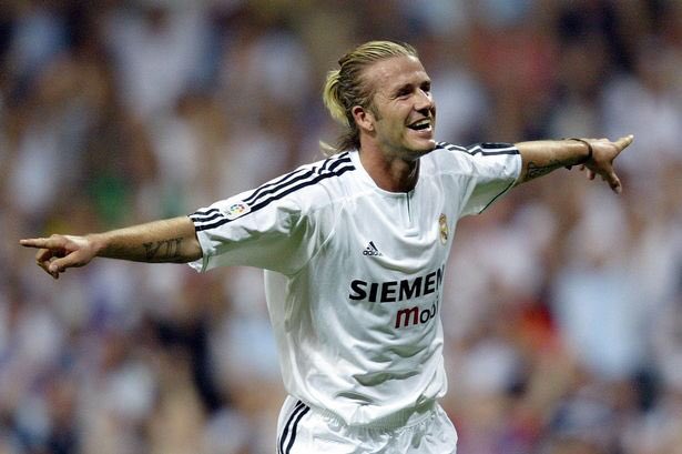 ActuFoot_'s tweet image. Joyeux anniversaire à David Beckham, 41 ans !