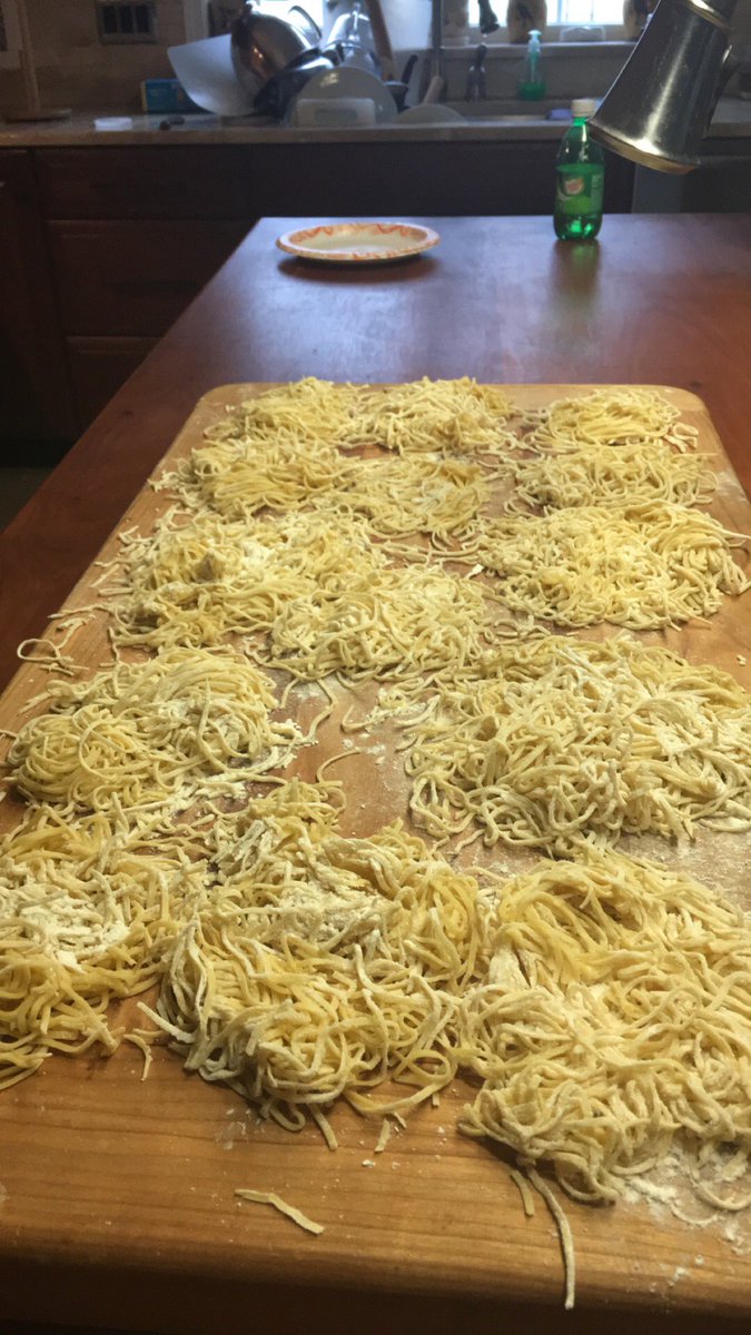 chickfiltayyy's tweet photo. Made homemade pasta from scratch tonight! #ImNotItalian https://t.co/J1d4PPpLqM