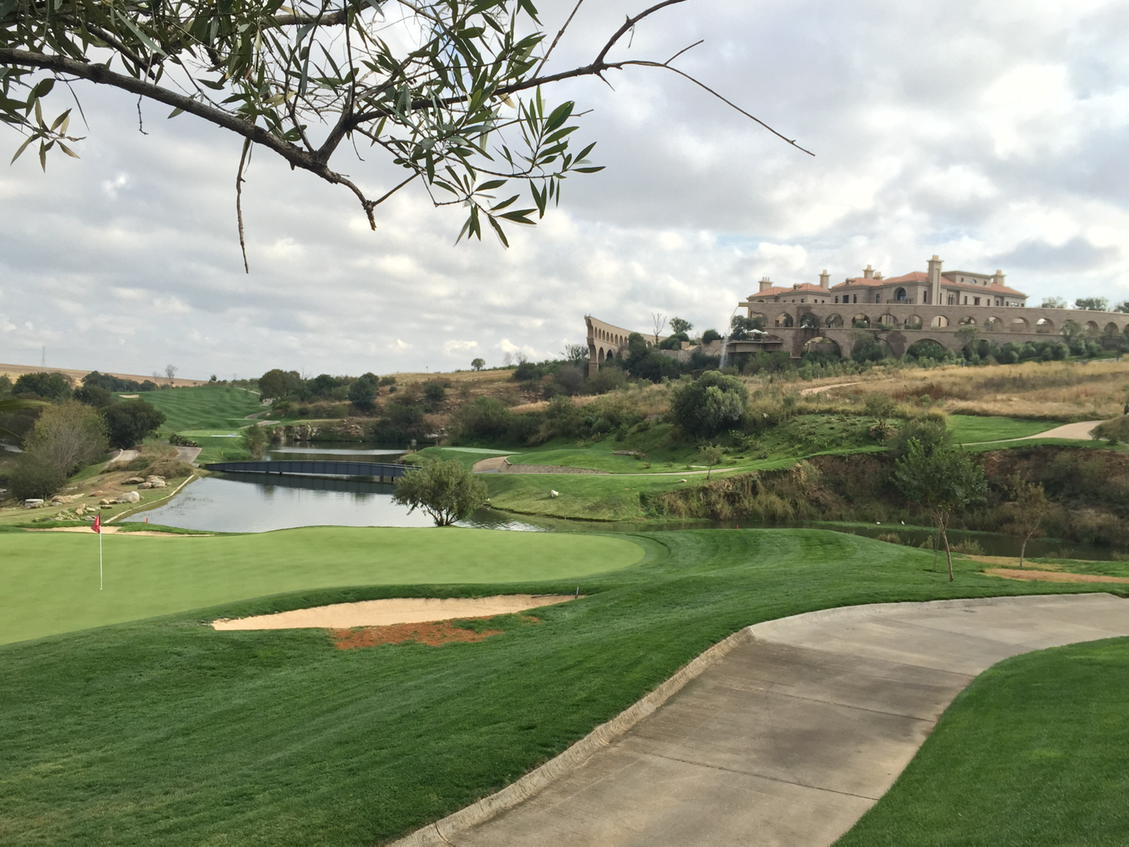 udocarelsesa's tweet photo. #steyncity golf course, gonna b a long day with many shots before we get here. #TouchInvitational. https://t.co/0wQU4SsOQS