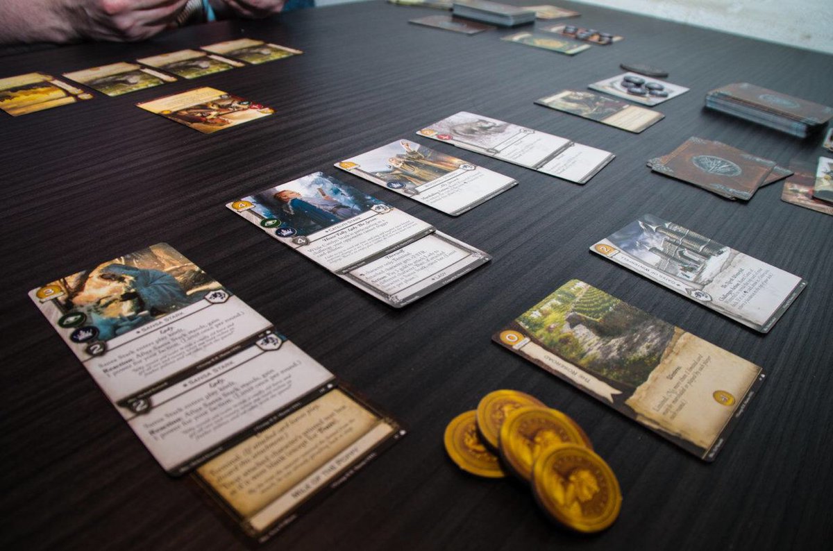 fantasy_stuff's tweet image. This Is the #GameofThrones #Game You Need to Be Playing Right Now | VICE |... buff.ly/1TxvRRd