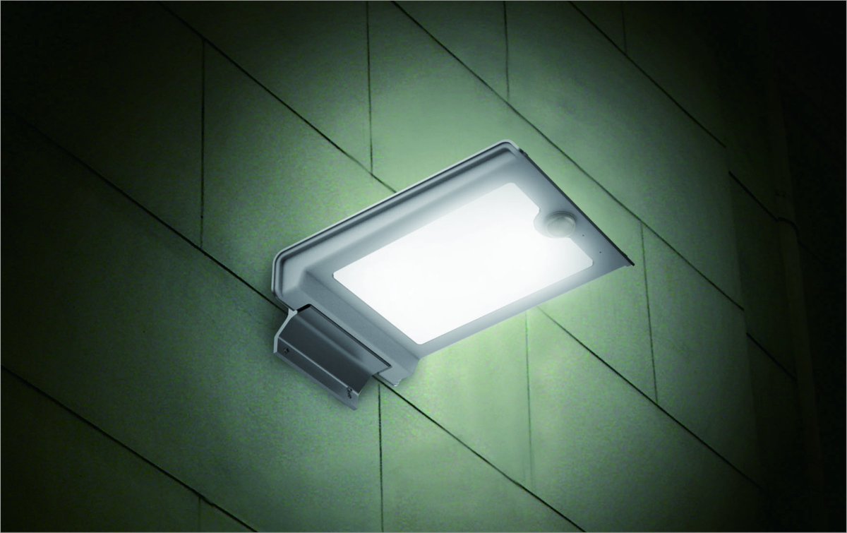 419655096Dai's tweet photo. manufactory price 1750USD=100pcs+free shipping by DHL.46LEDs,1.5W panel,600lms, raymond@ledtube-lights.com. https://t.co/qZYPmfRH3H