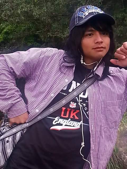 AmbyPerry's tweet photo. #Twitter ayoung igorotman called carrotman who stole d heart of people d whole world,became boardwalk model https://t.co/ngHanNZZUj