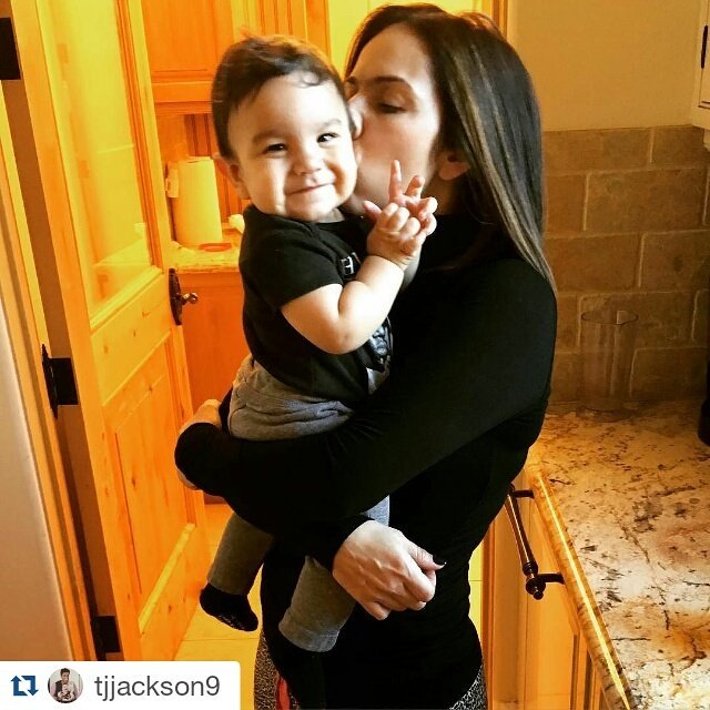 FrancesArmy9_'s tweet photo. #HappyMothersDay to the beloved Mother of 6, devoted wife &amp; the beautiful queen of @tjjackson #MuchLove #SuperMama https://t.co/W1Fc5JmbTQ
