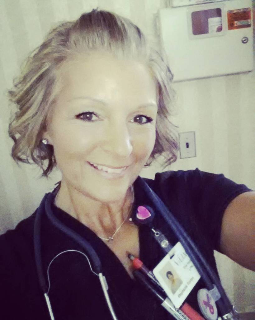 TheCaringTimes_'s tweet photo. #nurses #nurselife #nursesrock ##workingweekends #workflo #work #igers #igersoftheday #igdaily #igmasters #igworldc… https://t.co/OfjeZ3Q7Fn
