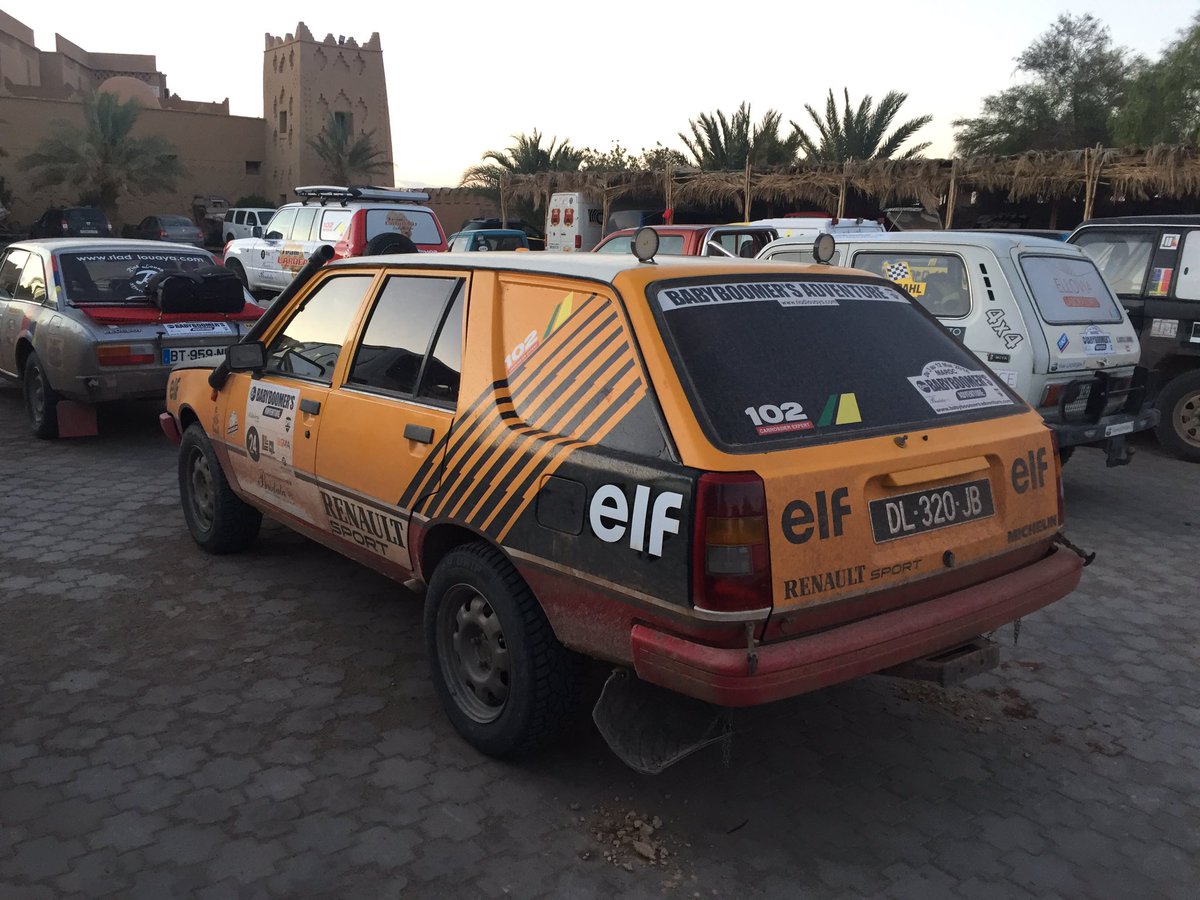 LavieilleChris's tweet photo. #renault12 des frères Marreau du Cap Alger en 1970 #renault #r12 #rally #marreau #sport @dakar @renault_fr https://t.co/QjEzq3sejh