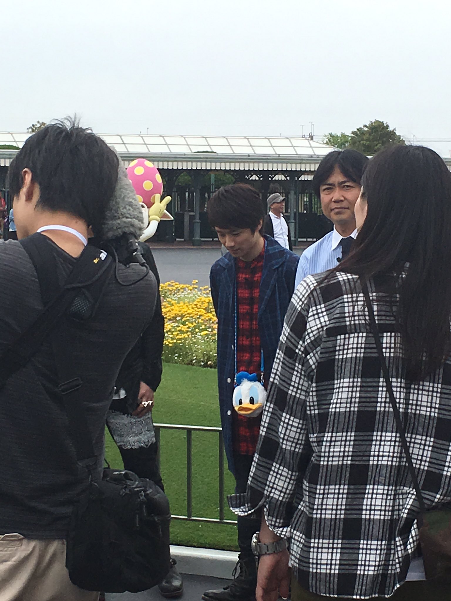 Mayu 初めて芸能人のロケ見た 風間俊介さん ほんとにディズニー好きなんだね T Co Hiy4xfzkpy Twitter Mayu 初めて芸能人のロケ見た 風間俊介さん ほんとにディズニー好きなんだね T Co Hiy4xfzkpy Twitter