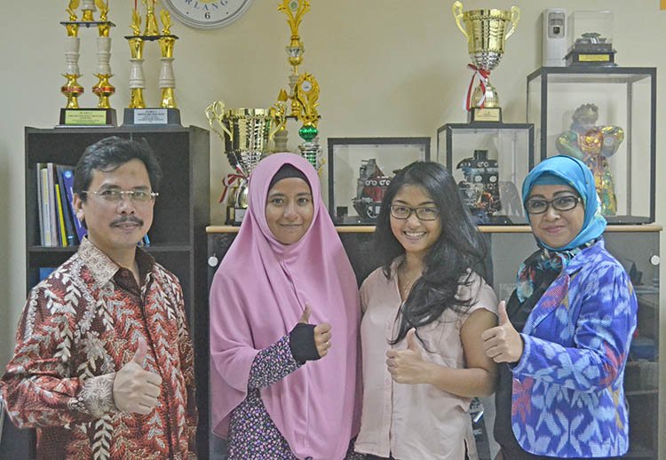 Dua Mahasiswi UNAIR Ikuti ASEAN University Games Juli Mendatang I UNAIR NEWS news.unair.ac.id/2016/05/09/dua…