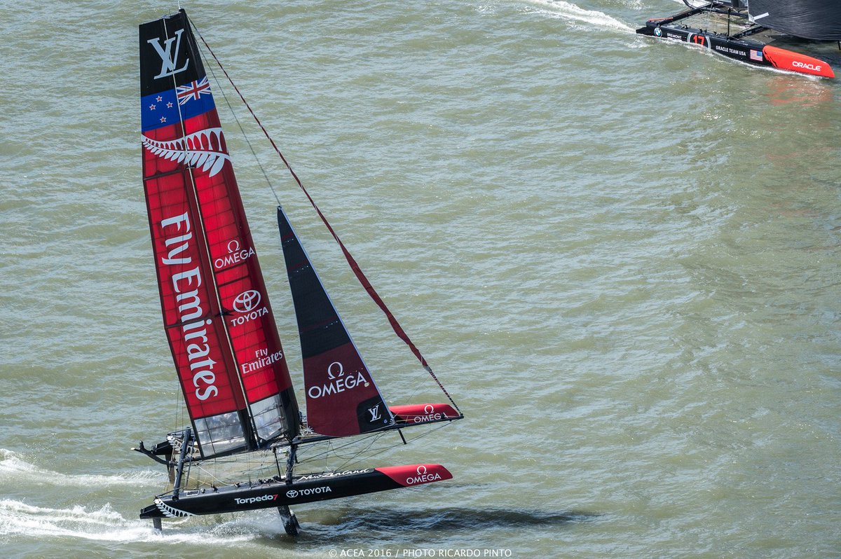 Voiles_Voiliers's tweet photo. Podium pour @GroupamaTeamFr à NY @americascup ! et victoire de @EmiratesTeamNZ. A lire ici : https://t.co/5XvnjrUy15 https://t.co/erN9iJIoxb