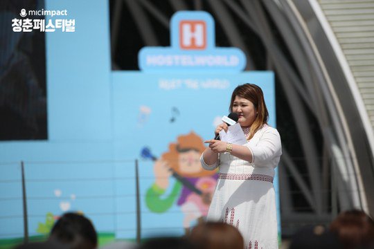 soompi's tweet photo. Comedian Lee Guk Joo Shares Personal Hardship and Life Advice https://t.co/bbM4v6dPq8 https://t.co/R835isEDfo