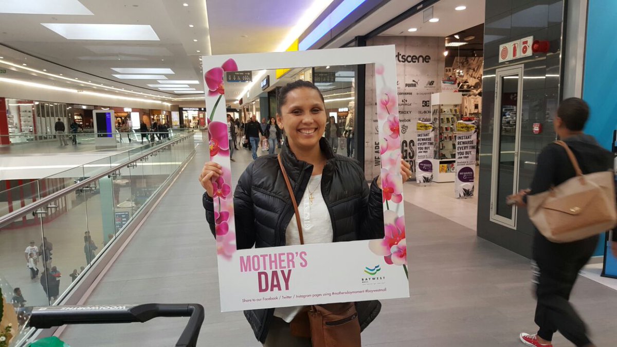 fudge318's tweet photo. #mothersdaymoment at #baywestmall https://t.co/HB893Cf7Lg