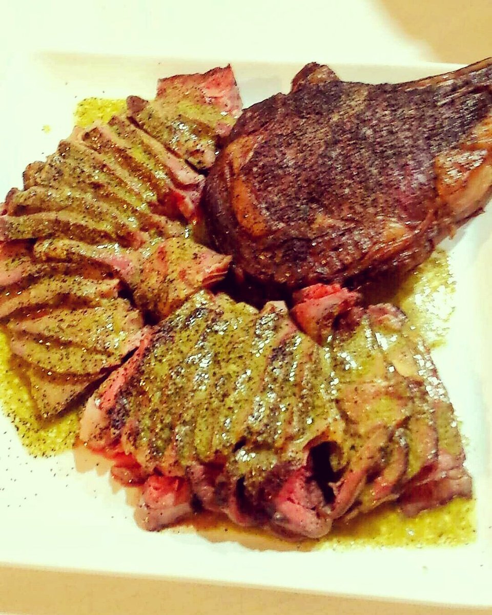 Eddiecmuleri's tweet photo. #DinnerIn3Words heavenly ribeye steak https://t.co/8hhe98Ey1V
