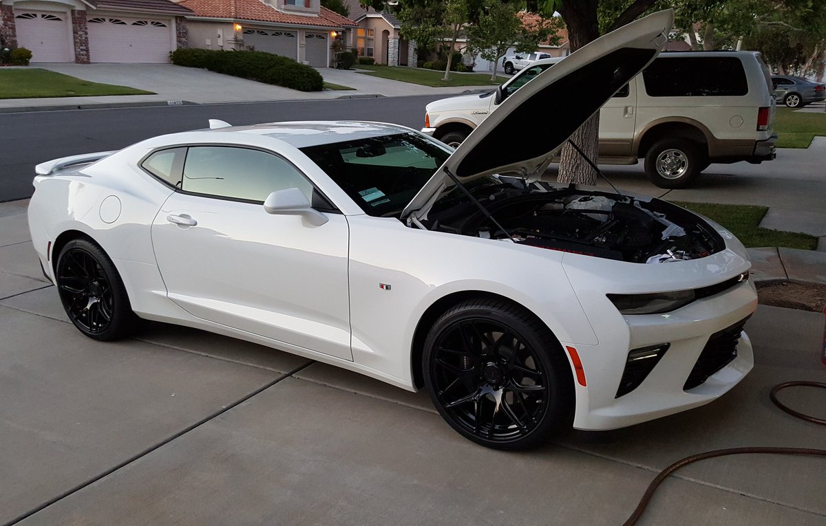 sledgehammer70's tweet image. It was a long 4 months, but my replacement Camaro arrived. Thanks @GM for the final approval. #ModSunday #Camaro