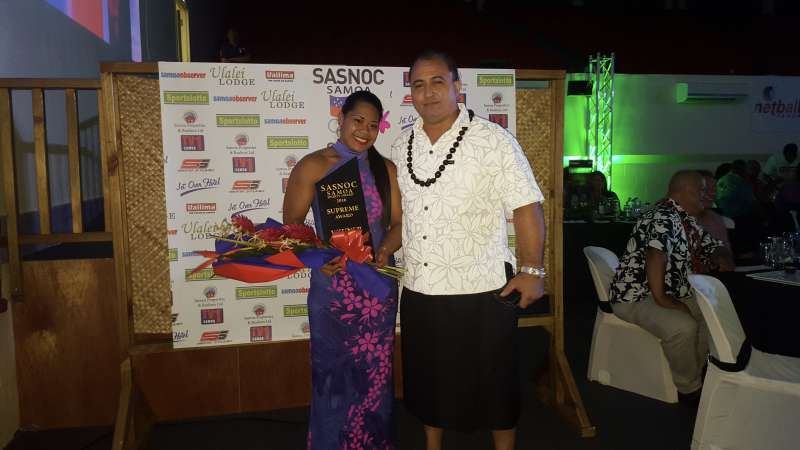 #WEIGHTLIFTING Congratulations to Mary Opeloge of Weightlifting fr Winning #SASNOC Supreme Athlete of the Year Award