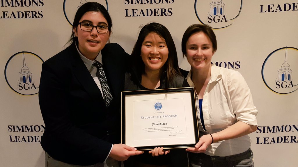 SU_SharkHack's tweet photo. Thrilled to announce that #SharkHack won Best Student Life Program at the Simmons Leadership Recognition Ceremony! https://t.co/IptA98PBWh