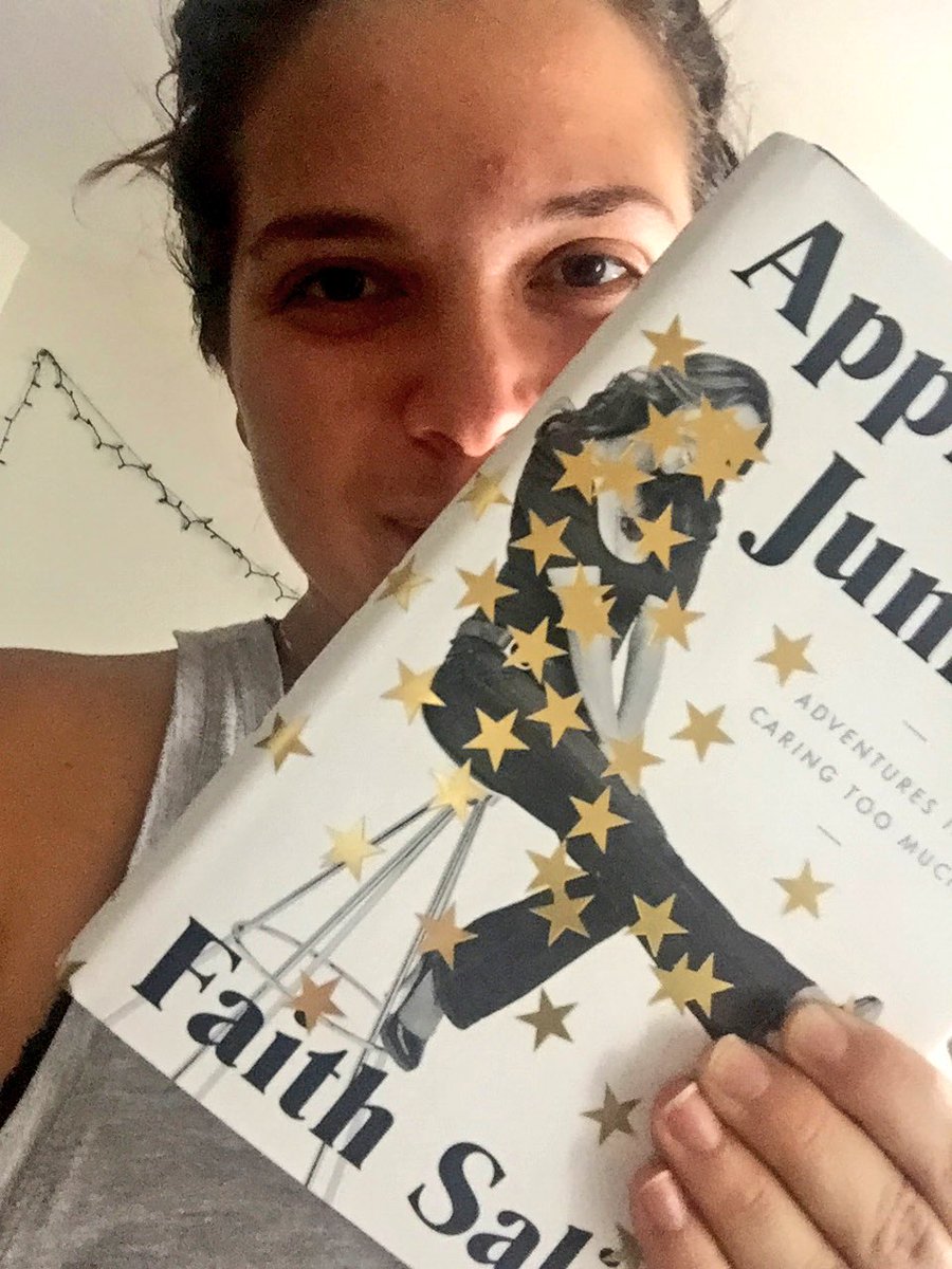 It came! It came! Thank you @Faith_Salie can't wait to read #approvaljunkie 🙋🏻