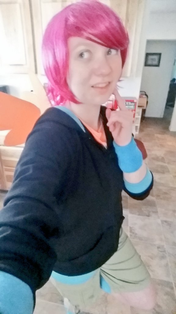 arc_overeactor's tweet photo. Just #costesting Scootaloo. I'm not wearing my contacts or my band-aids, but she's pretty much ready to go! https://t.co/Rimt99Zm3R