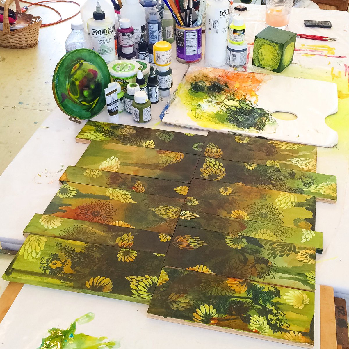 CarrieLederer's tweet photo. Wood quilt painting in progress--painting & printing on wood scrap. #carrielederer https://t.co/u0jeJPC289