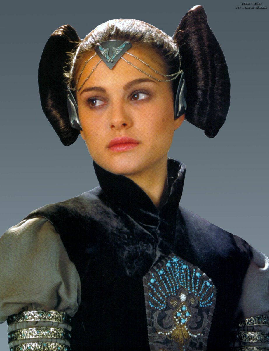 charsheaven's tweet photo. padmé amidala •• star wars https://t.co/v4tR4BAxMw
