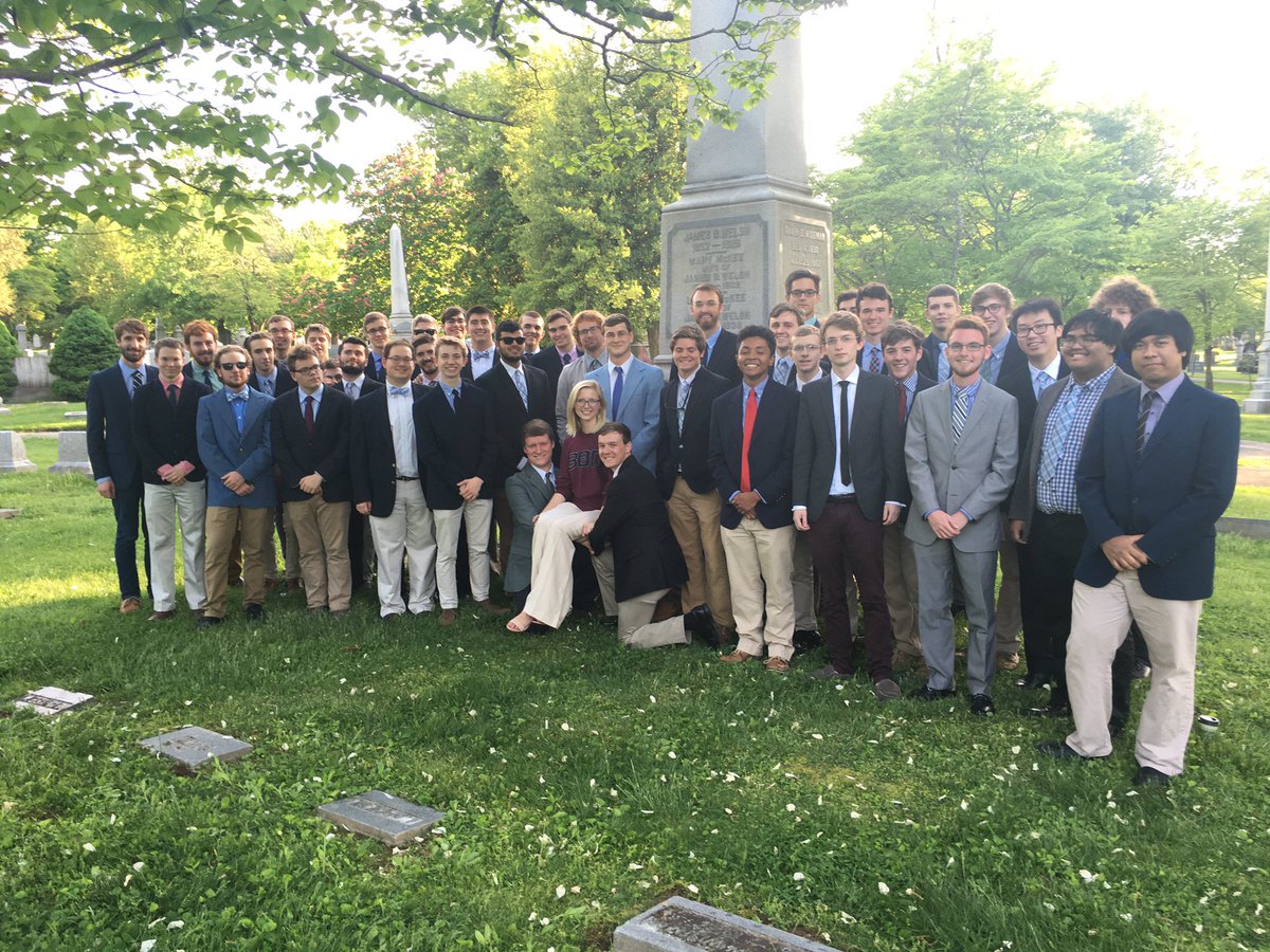 Epsilon_Beta's tweet photo. Congratulations @kittyashhh on becoming our Epsilon Sweetheart! We're so damn proud! #rollkai #humanthrone https://t.co/DlU3oZGm8I